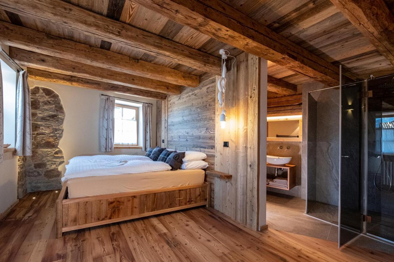 Grizzly Haus & Frosch Restaurant - Teritoria Bed and Breakfast Varena Eksteriør billede