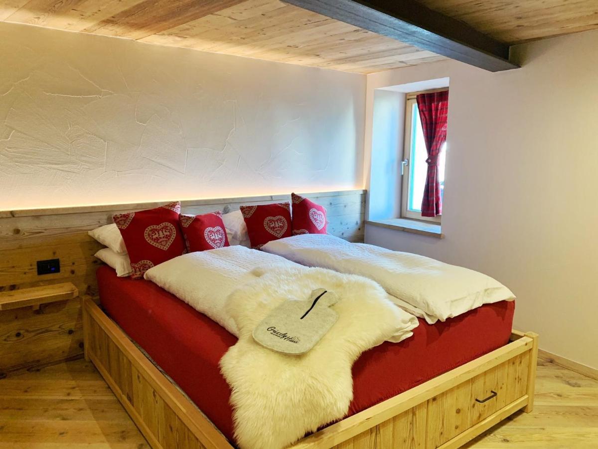 Grizzly Haus & Frosch Restaurant - Teritoria Bed and Breakfast Varena Eksteriør billede