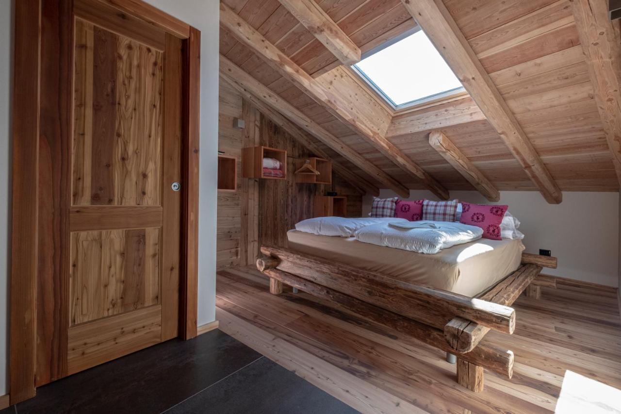 Grizzly Haus & Frosch Restaurant - Teritoria Bed and Breakfast Varena Eksteriør billede