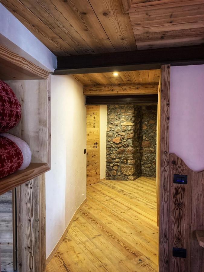 Grizzly Haus & Frosch Restaurant - Teritoria Bed and Breakfast Varena Eksteriør billede