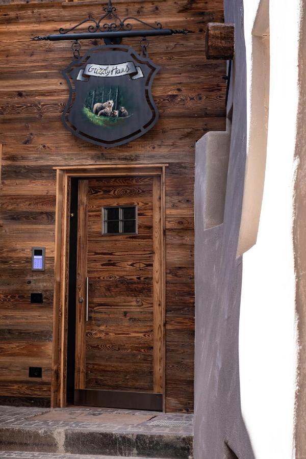 Grizzly Haus & Frosch Restaurant - Teritoria Bed and Breakfast Varena Eksteriør billede
