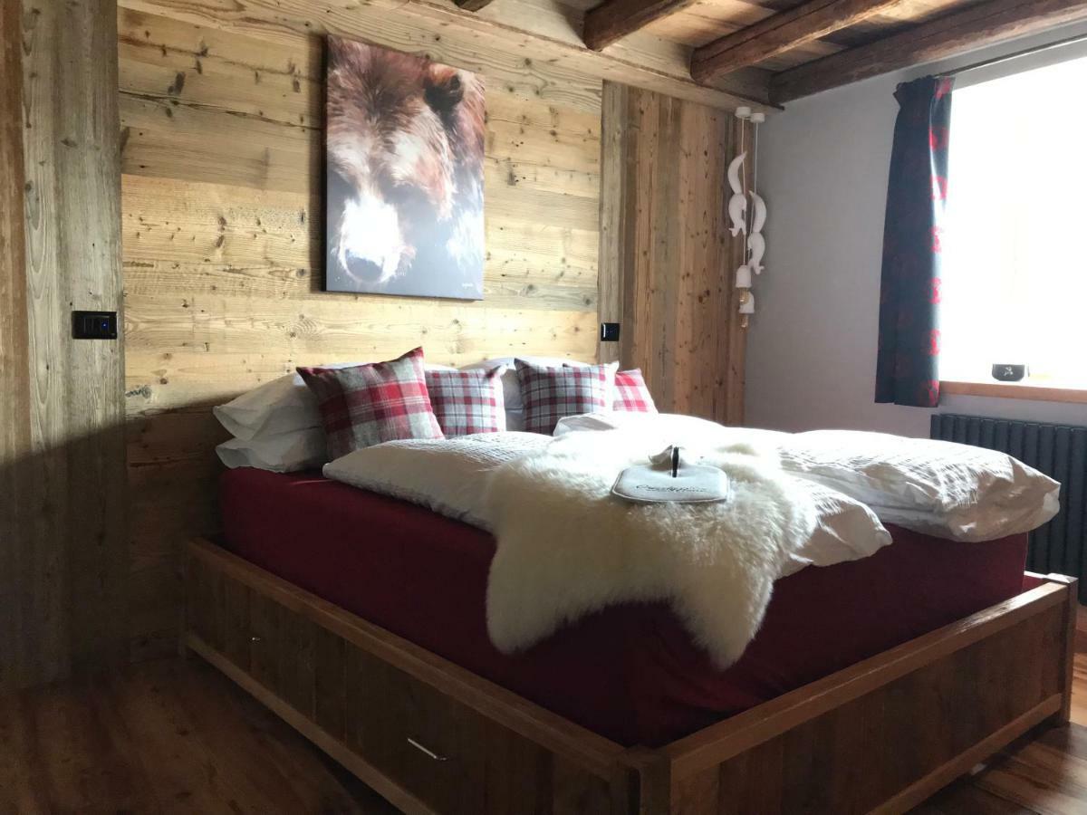 Grizzly Haus & Frosch Restaurant - Teritoria Bed and Breakfast Varena Eksteriør billede